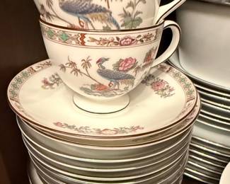 Wedgwood Kutani Crane Bone China Teacup and Saucer Set