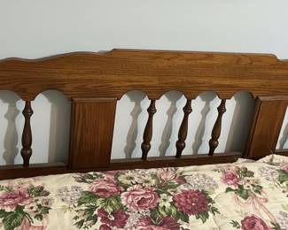 Ethan Allen Colonial Style Spindle Full Headboard