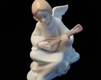 Lladro Angel Playing Lute Figurine