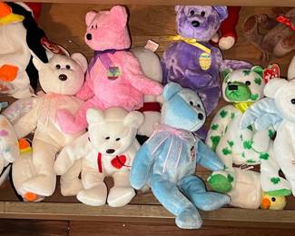 Ty Beanie Babies Collection - Holiday and Seasonal Plush