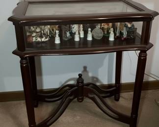 Victorian Style Curio Table