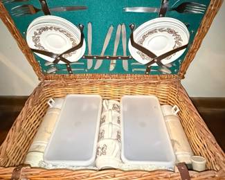 Optima Wicker Picnic Basket Set