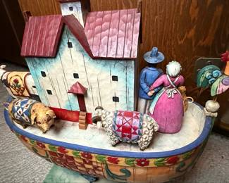 Jim Shore Heartwood Creek "And Noah Did All That The Lord Commanded Him" Noah's Ark Figurine