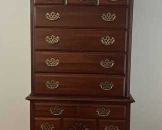 Queen Anne Style Bonnet Top Highboy