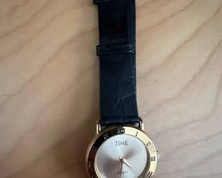 TIME Quartz Fashion Watch
