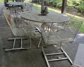 Russell Woodard Style Wrought Iron Patio Set
