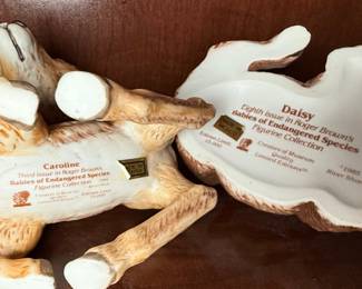 Roger Brown Babies of Endangered Species Figurines - Caroline and Daisy