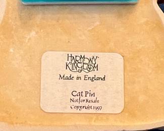 Harmony Kingdom Royal Watch Club Cat Pin