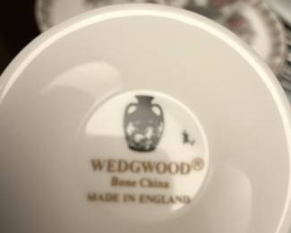 Wedgwood Kutani Crane Bone China Teacup and Saucer Set