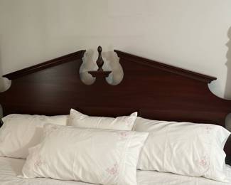 Federal Style Poster King Bed