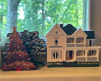 Shelia's Pine Crest Knoxville Tennessee Collectible Houses and Trees