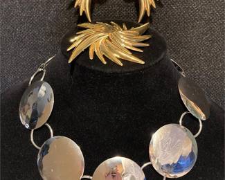Lot # : 11 - Silver-tone Bracelet & Gold-tone Earrings & Brooch