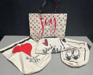 Lot # : 123 - Brighton Tote and Laundry/Garment Bags
