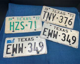 Lot # : 21 - 4 1970's Texas License Plates