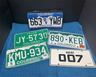 Lot # : 22 - 5 License Plates