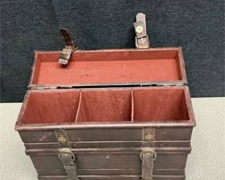 Lot # : 41 - Vintage Divided Carrying Case with Buckle Straps