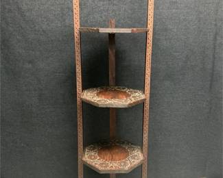 Lot # : 129 - Ornate Carved 3 Tier Dessert Server/Stand