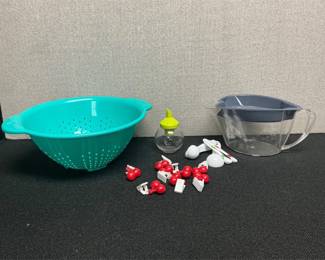 kitchen items