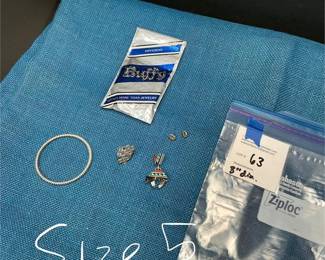 Lot # : 63 - Bangle, Sterling & Stone Pendant and Jewelry Parts