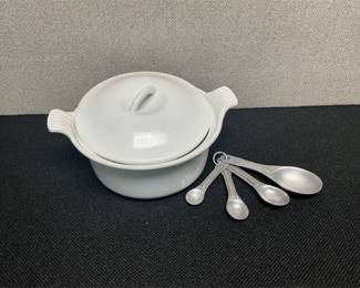 Lot # : 195 - White Le Crueset Pot and Tablespoons