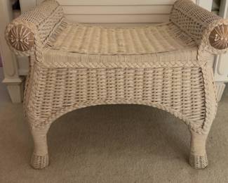 24”x17”x20 Vintage Pier 1 Rattan Wicker Vanity Stool Desk Jamaica Collection