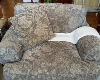 44”x35”x44” Bassett Floral Tapestry Oversized Armchair with Matching Throw Pillow