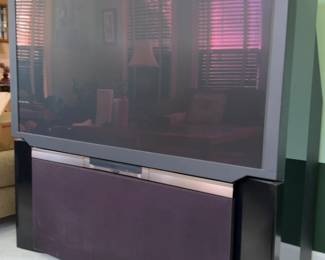 Hitachi 57XWX20B Ultravision Digital Rear Projection TV