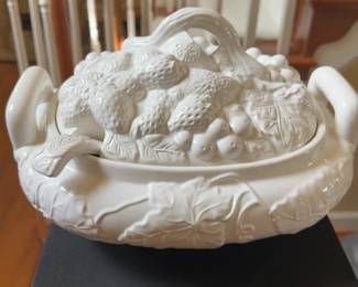 Vintage Gibson Porcelain Soup Tureen Serving Dish