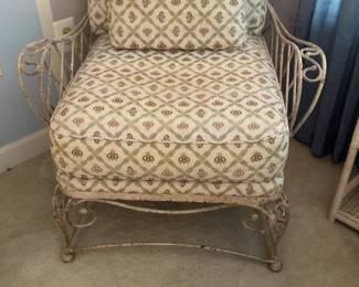 31”x31”x30” Vintage Highland House Cotswold Cottage Wrought Iron Lounge Chair