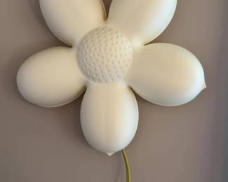Sold Indiv. IKEA SMILA BLOMMA Flower Wall Lamp