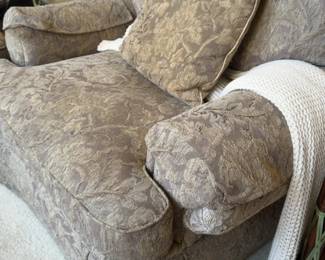 44”x35”x44” Bassett Floral Tapestry Oversized Armchair with Matching Throw Pillow