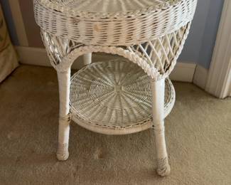 17”x23” Vintage Boho Round Wicker Side Table