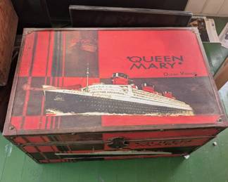 Queen Mary trunk