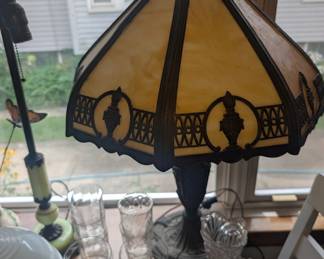 Vintage Tiffany Style Slag Glass Table Lamp