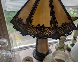 Vintage Tiffany Style Slag Glass Table Lamp
