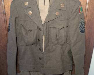 WWII complete uniform - hat & belt included