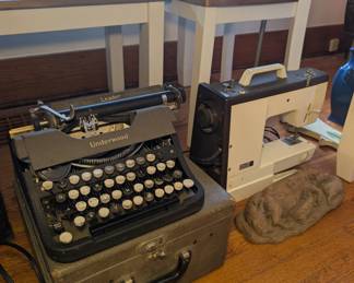 Antique Typewriter & Sewing Machine