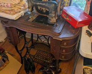 Vintage Sewing Machine
