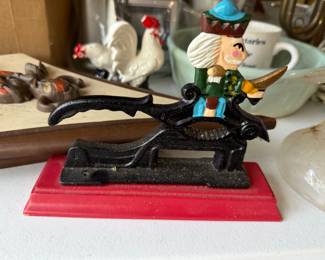 Cast iron lever style nutcracker