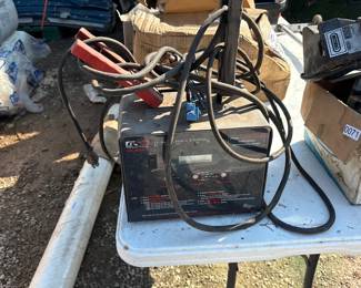 DSR BATTERY CHARGER