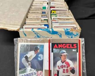 UM203Vintage Topps And Bowman Baseball Card Collection with Organized Teams, Feat Yankees And Angels Stars