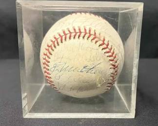 UM290Signed Official League Baseball, Bob Feller, Sandy Koufax, Ernie Banks, Duke Snider, Bob Lemon More