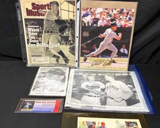 UM259black and white 8x10 autographed bob feller with certificate of authenticity,1993 Sports Illustrated