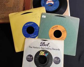UM250Surf Music 45 RPM Records
