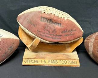 UM208L.A. Rams Memorabilia More