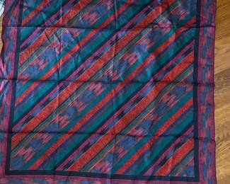 Reversible scarf