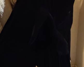 Gold train on vintage black vrlvet Jessica Mcclintock dress
