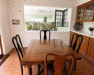 Antique Square Oak pop up Extension Dinning Table We have several tables and many chairs in sets and pairs