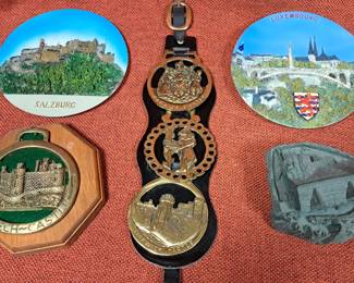 HORSE MEDALLIONS