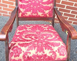 ANTIQUE ROCKING CHAIR W CARVED FACE